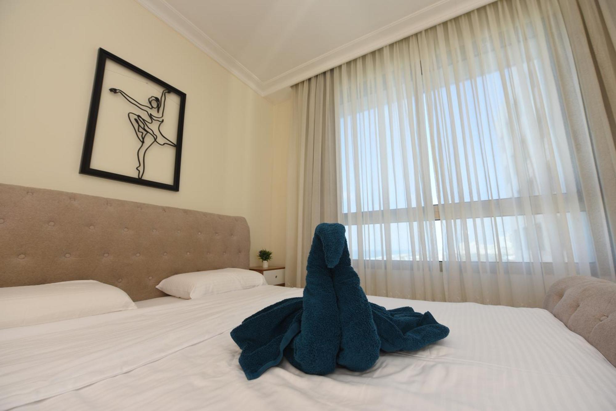 Haifa Almog Tower- "Blue Reef" Suite On The Sea Exterior photo