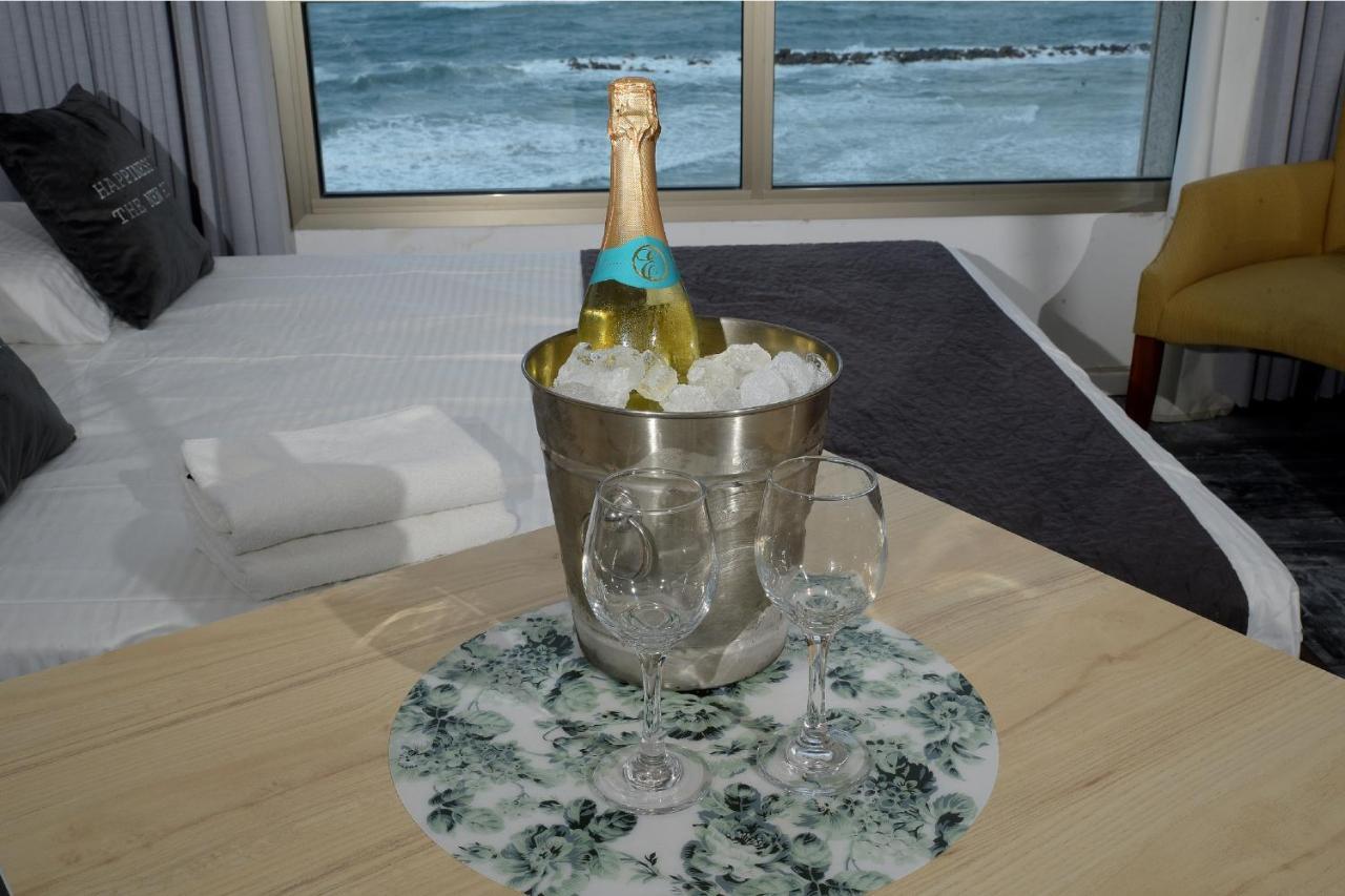 Haifa Almog Tower- "Blue Reef" Suite On The Sea Exterior photo